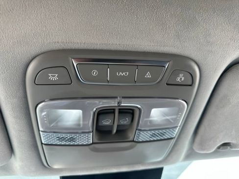 Used 2022 Kia Telluride SX w/ SX Prestige Package AWD/4WD image 12