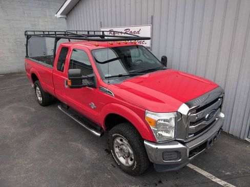 Used 2015 Ford F250 XLT w/ FX4 Off-Road Package AWD/4WD image 3