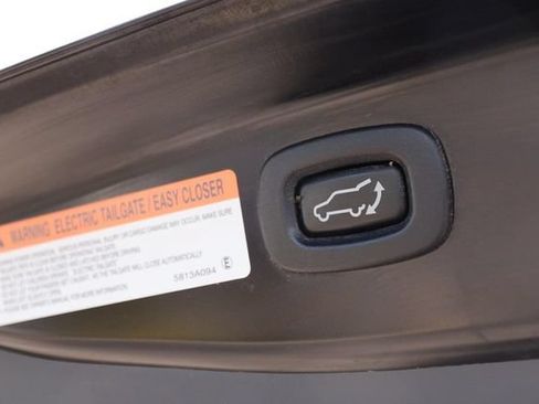 Used 2022 Mitsubishi Outlander SEL AWD/4WD image 8