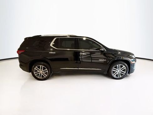 Certified 2022 Chevrolet Traverse High Country AWD/4WD image 8