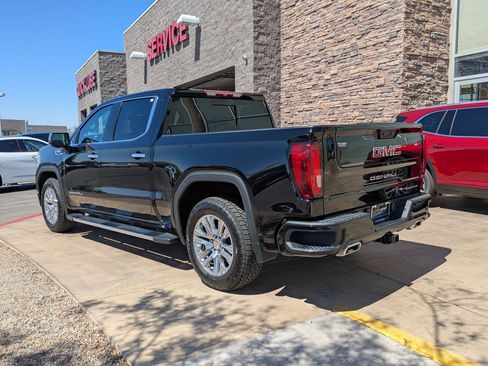 Certified 2022 GMC Sierra 1500 Denali AWD/4WD image 4