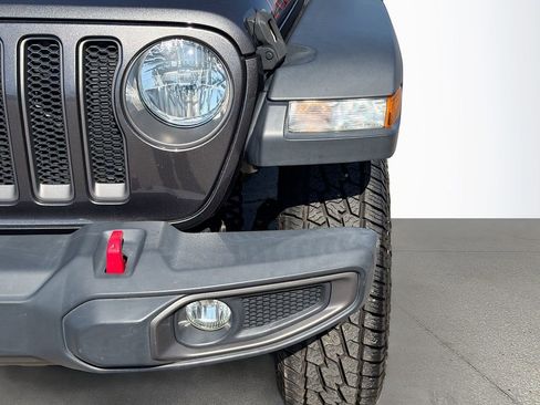 Used 2018 Jeep Wrangler Unlimited Rubicon w/ Dual Top Group image 11