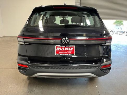 Used 2025 Volkswagen Taos S AWD/4WD image 4