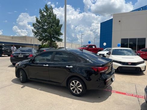 Used 2023 Kia Rio S w/ Technology Package FWD image 9