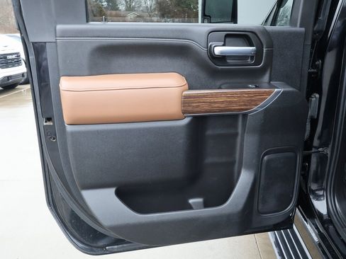 Used 2021 Chevrolet Silverado 3500 High Country w/ Safety Package II image 27