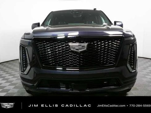 Certified 2026 Cadillac Escalade ESV Platinum Sport AWD/4WD image 34
