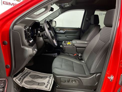 Used 2022 GMC Sierra 1500 Elevation image 11