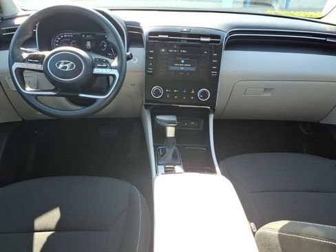 Used 2023 Hyundai Tucson SEL FWD image 11