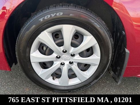 Used 2022 Toyota Corolla LE image 25