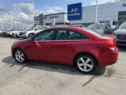 Used 2014 Chevrolet Cruze LT image 16