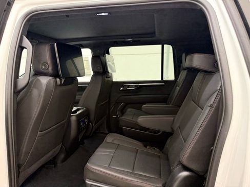 New 2025 Chevrolet Suburban RST w/ RST Capability Package image 17