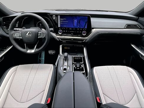 New 2026 Lexus TX 500h AWD image 5