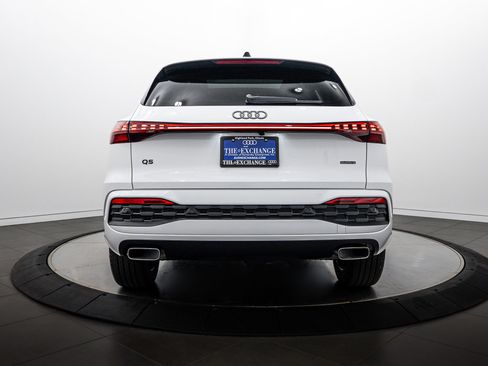 Used 2025 Audi Q5 Premium w/ Convenience Package AWD/4WD image 20