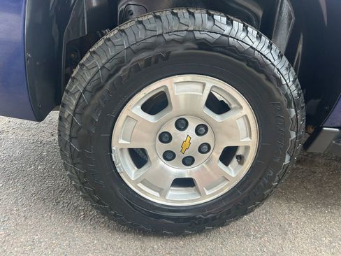 Used 2013 Chevrolet Avalanche LT image 51