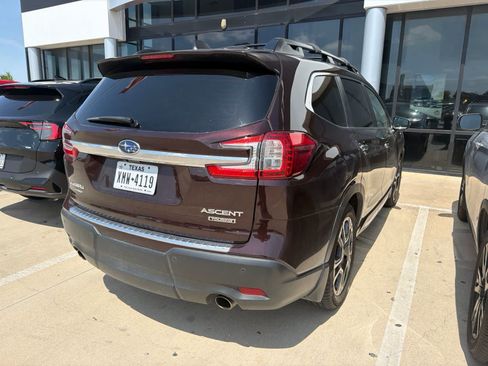 Used 2023 Subaru Ascent Touring AWD/4WD image 4