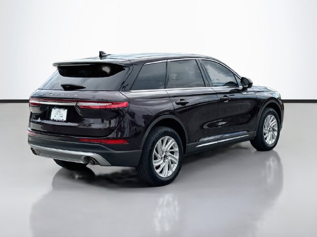 Used 2023 Lincoln Corsair FWD image 7