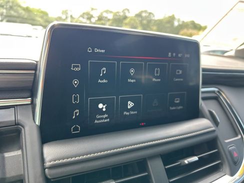 Used 2023 GMC Yukon SLT image 33