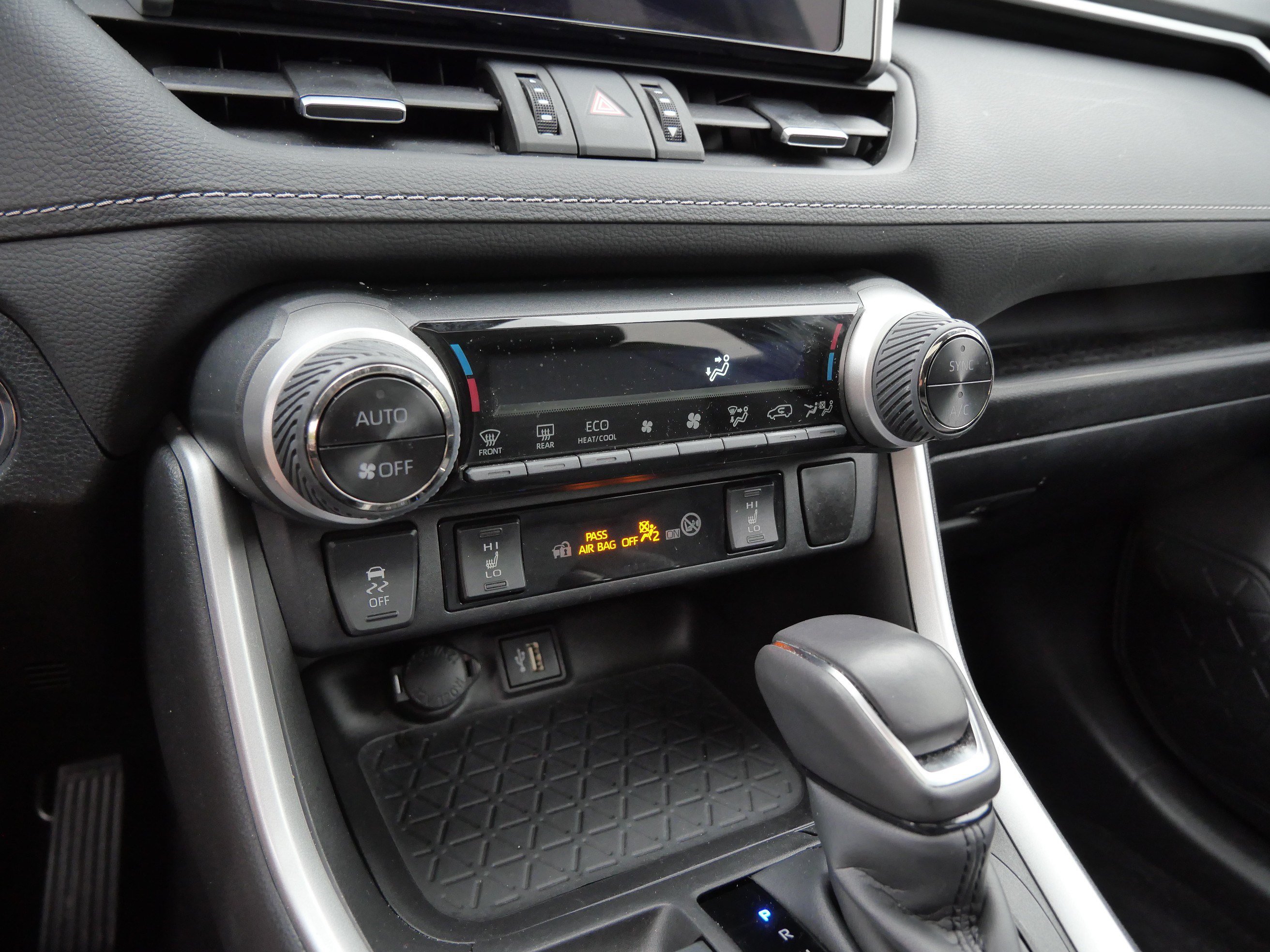 Certified 2023 Toyota RAV4 XLE Premium AWD/4WD image 24