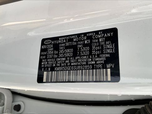 Used 2025 Hyundai Palisade Limited AWD/4WD image 35