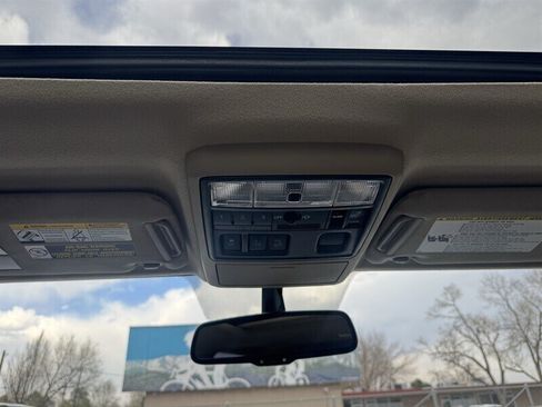Used 2019 Toyota 4Runner SR5 Premium AWD/4WD image 15