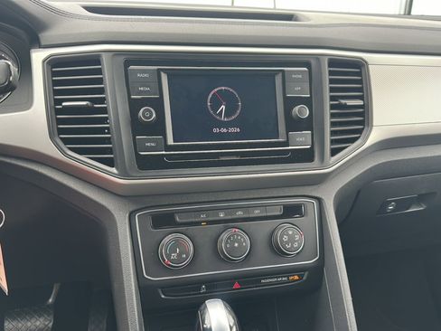 Used 2021 Volkswagen Atlas Cross Sport S image 31