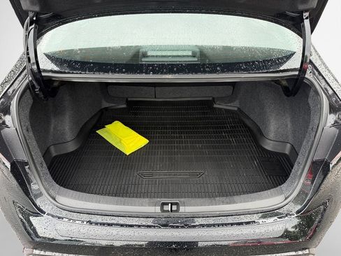 Certified 2026 Toyota Corolla SE w/ SE Package FWD image 23