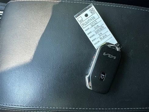 Used 2023 Kia Sorento SX FWD image 46