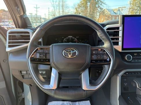 Used 2024 Toyota Sequoia Platinum image 24