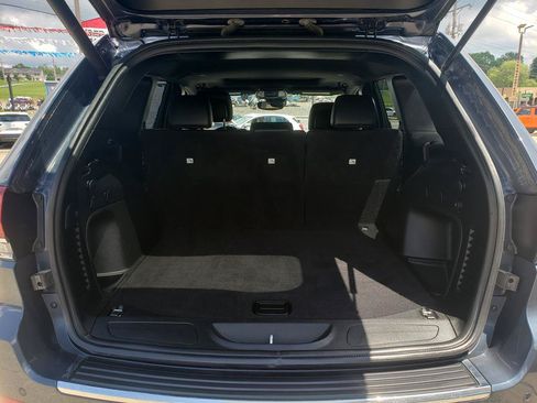 Used 2021 Jeep Grand Cherokee Limited w/ Premium Lighting Group AWD/4WD image 5