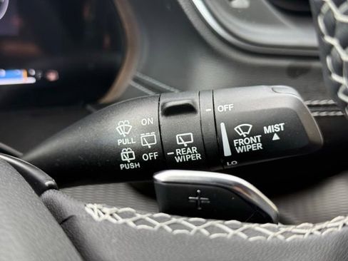 New 2025 Jeep Grand Cherokee Altitude AWD/4WD image 45