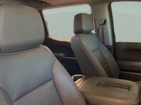 Used 2022 Chevrolet Silverado 1500 LT Trail Boss w/ Convenience Package II AWD/4WD image 31