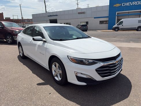 Used 2024 Chevrolet Malibu LT FWD image 20