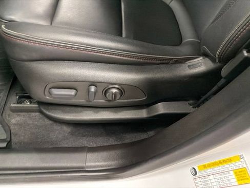 Used 2023 Chevrolet Traverse RS w/ LPO, Floor Liner Package FWD image 19