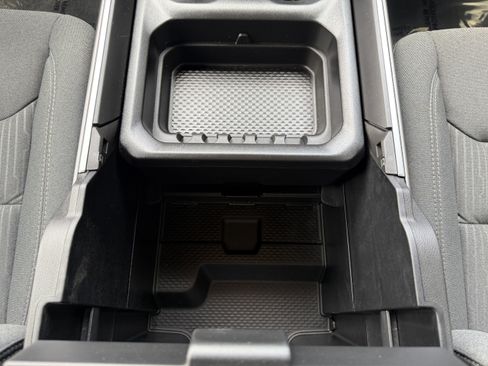 Used 2024 RAM 1500 Big Horn AWD/4WD image 27