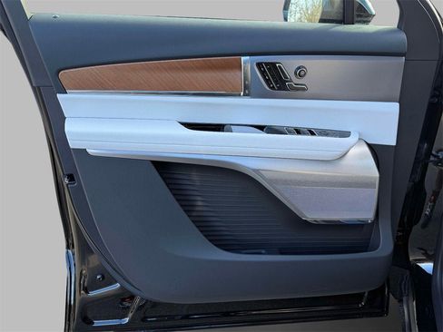 New 2026 Cadillac Vistiq Luxury image 14