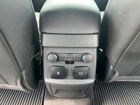 Used 2018 Ford Explorer Limited w/ Equipment Group 301A AWD/4WD image 25