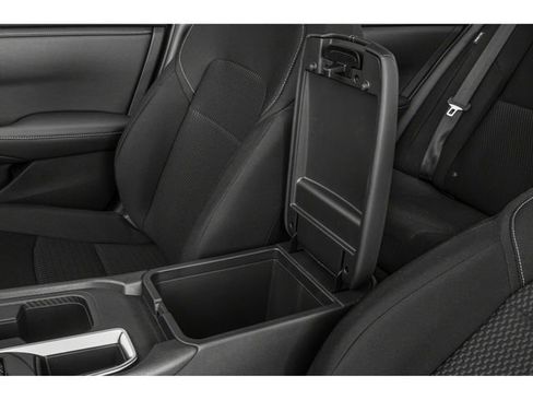 Used 2020 Nissan Sentra SV w/ SV Premium Package FWD image 9