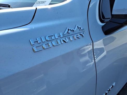 New 2026 Chevrolet Tahoe High Country w/ Sun And Tow Package image 17