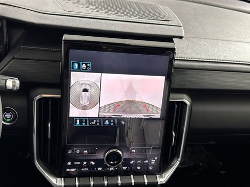 Used 2024 GMC Acadia Elevation w/ Black Edition image 19