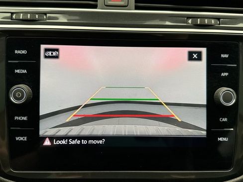 Used 2024 Volkswagen Tiguan SEL R-Line AWD/4WD image 16