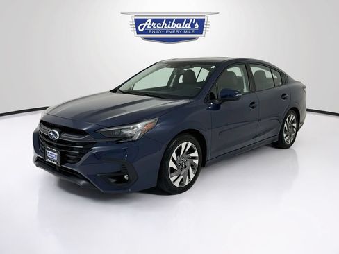 Used 2024 Subaru Legacy Limited AWD/4WD image 3