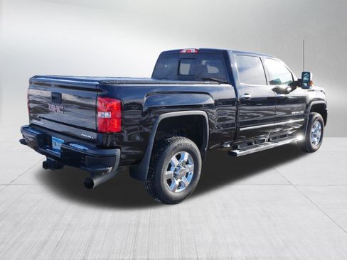 Used 2019 GMC Sierra 3500 Denali w/ Duramax Plus Package image 7