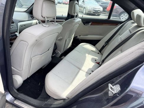 Used 2011 Mercedes-Benz C 300 4MATIC Sedan image 5