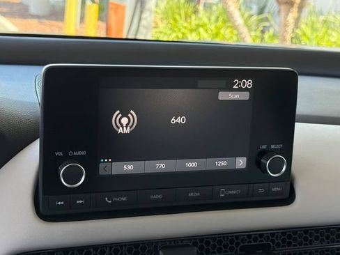 Certified 2024 Honda HR-V LX image 23