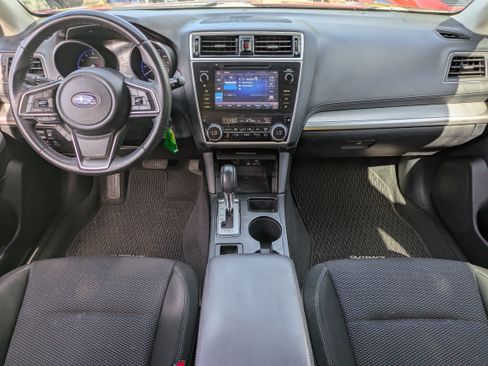Used 2019 Subaru Outback 2.5i Premium image 17