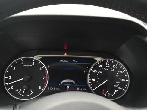 Used 2021 Nissan Sentra SR FWD image 28