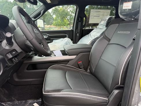 New 2026 RAM 2500 Laramie w/ Night Edition AWD/4WD image 15