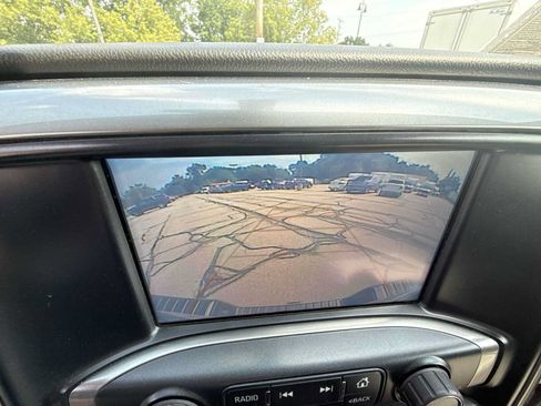 Used 2018 Chevrolet Silverado 1500 LT w/ Texas Edition AWD/4WD image 14
