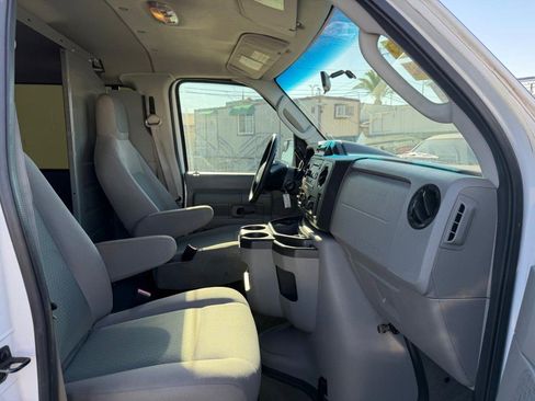 Used 2014 Ford E-250 and Econoline 250 w/ Interior Upgrade Package image 21