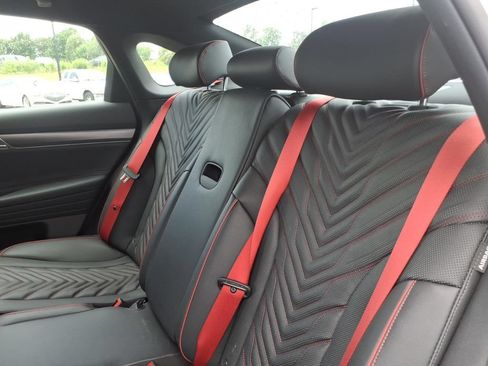 Used 2025 Genesis G80 2.5T Sport Prestige AWD/4WD image 12